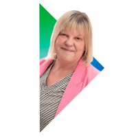 Jenny-House-Triangle-Headshot
