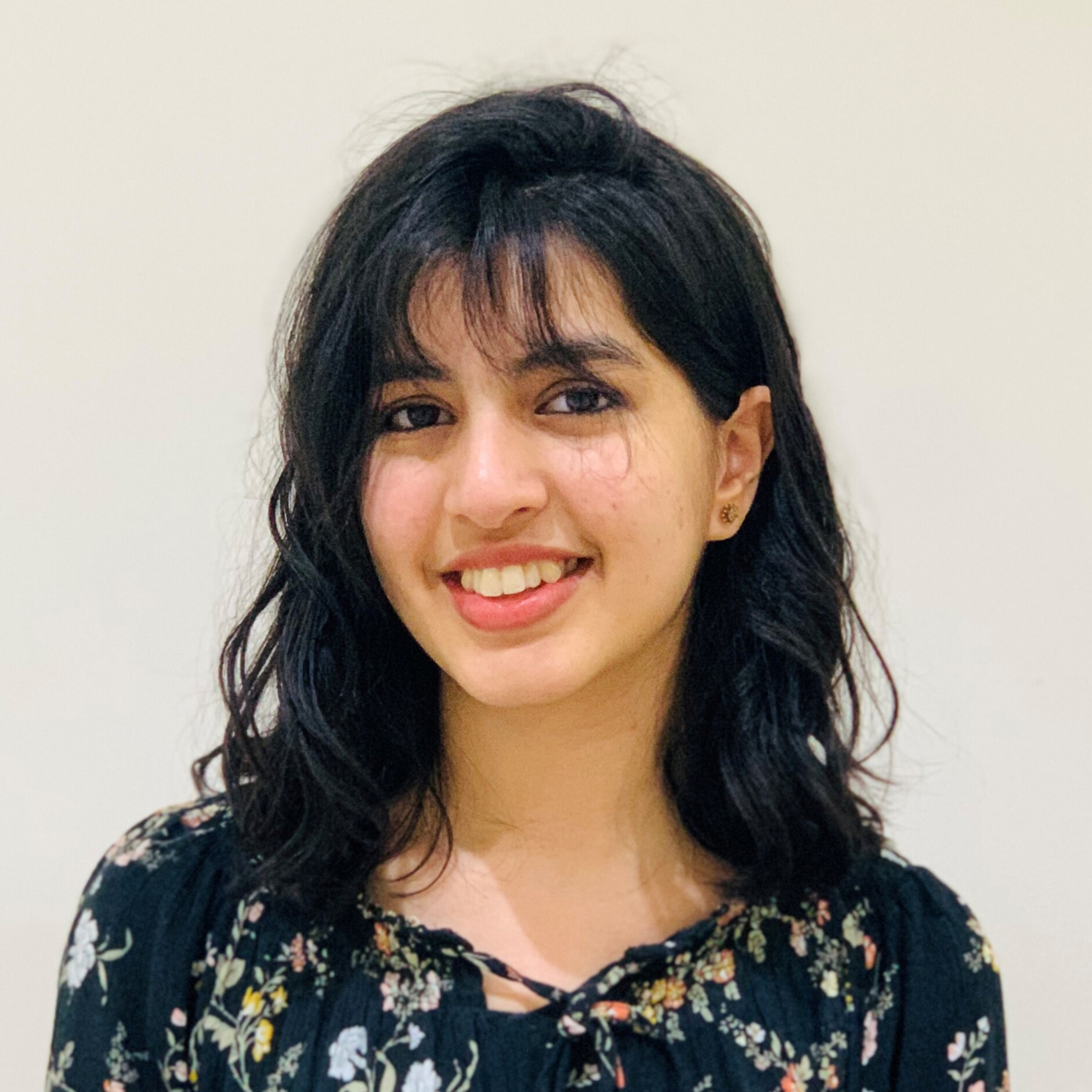 Sana Hafsa,  AESG